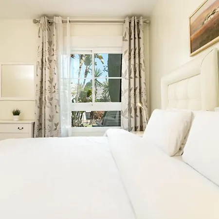 Ade10- Front Line San Pedro By Roomservices * Marbella