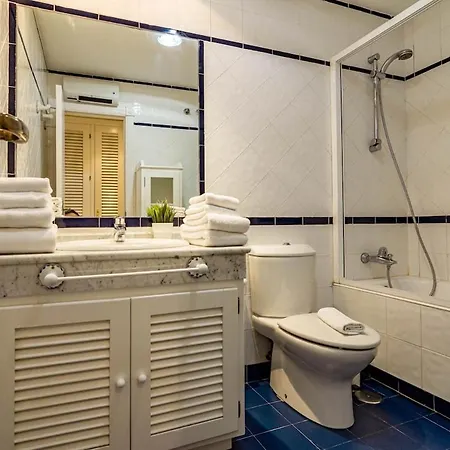 Ade10 - Casa Adelfas Ii By Roomservices
