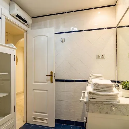Ade10 - Casa Adelfas Ii By Roomservices Апартаменти Марбелья