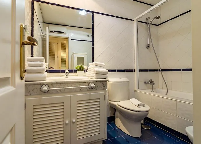 Ade10 - Casa Adelfas Ii By Roomservices